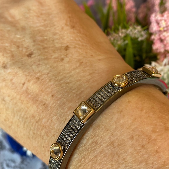 NWT BAUBLE HIGH POLISHED HEMATITE GOLD ACCENT DESIGNER INSPIRED PAVED CZ - Picture 14 of 16